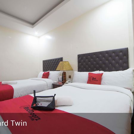 Reddoorz Plus @ Balibago Angeles City Екстер'єр фото