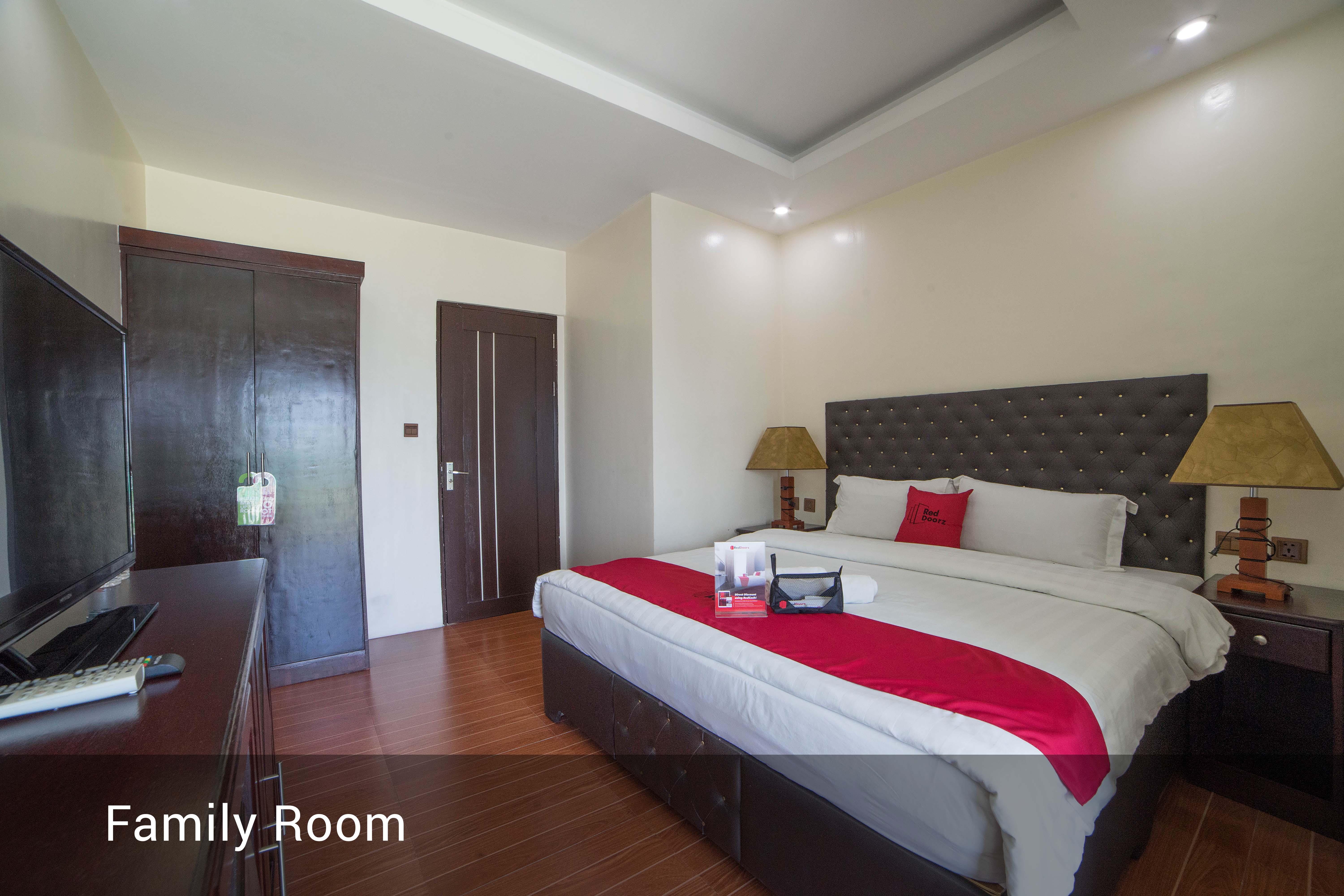 Reddoorz Plus @ Balibago Angeles City Екстер'єр фото